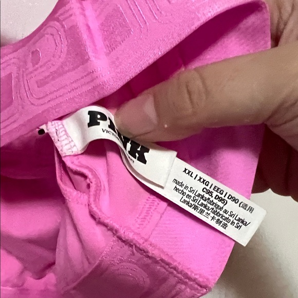 PINK vs Racing workout Set - Picture 7 of 11